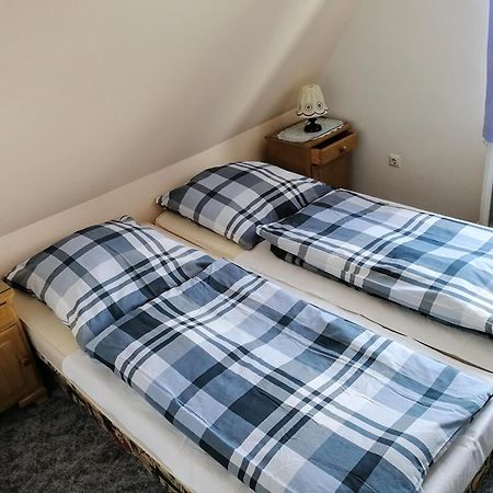 Haeuschen Im Gruenen Villa Jornstorf Luaran gambar