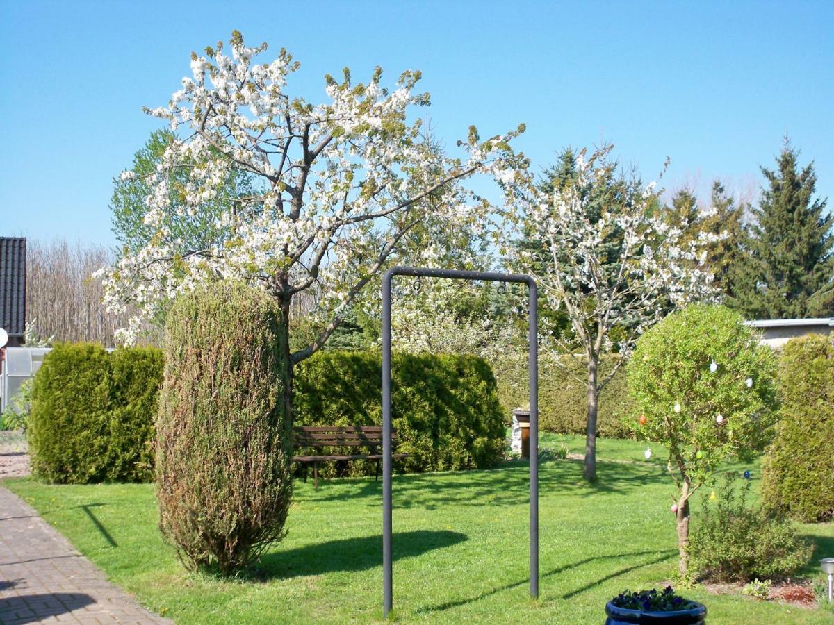 Haeuschen Im Gruenen Villa Jornstorf Luaran gambar